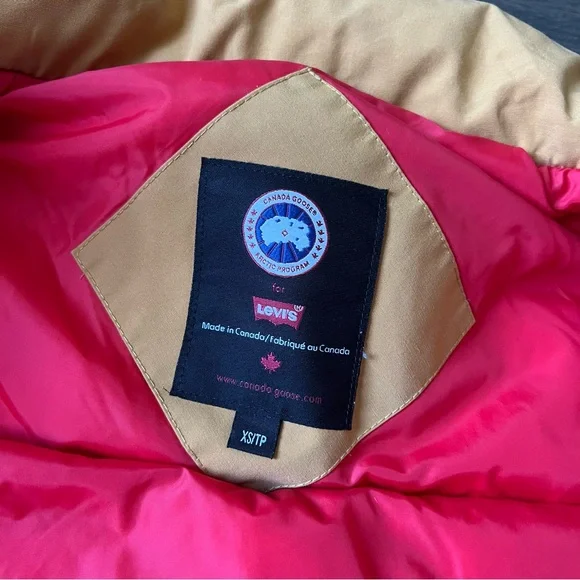 Canada Goose x Levi's Banff Parka Jacket 1/300 Size Extra Small